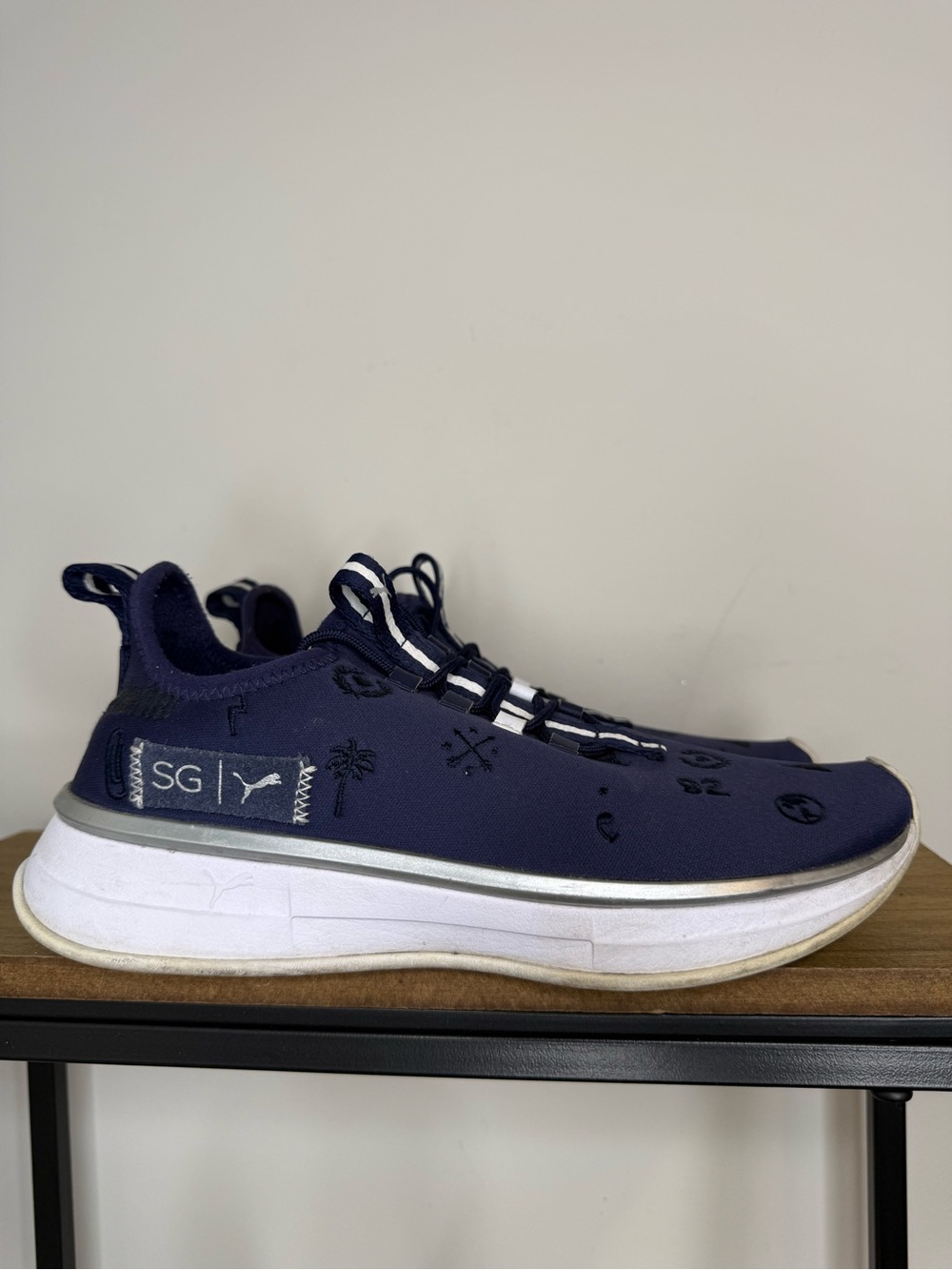 Puma Select Runner Embroidery Selena Gomez 10 - Picture 3 of 10